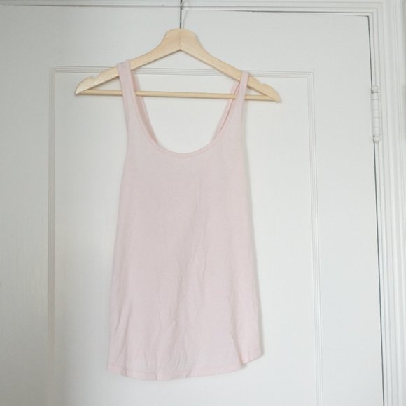 Under armour work out tank top - Picture 1 of 2